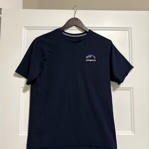 Patagonia Men's Small tshirt